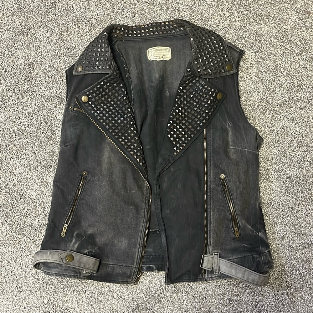 Current/elliott vest